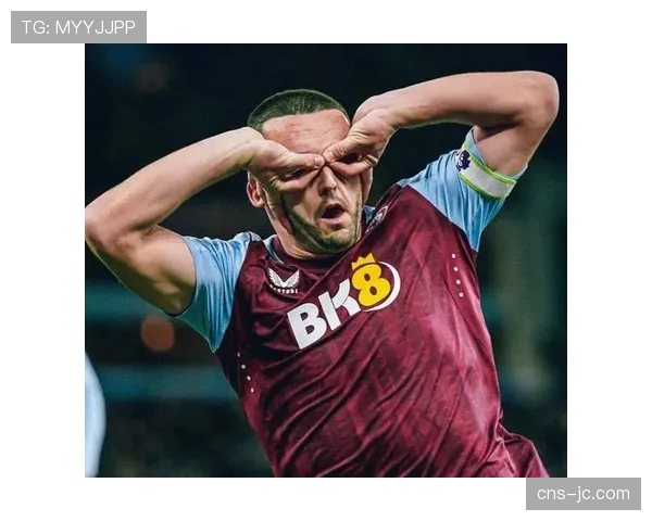 女子49公斤级世界纪录告破，美国新星卡洛斯·里维拉总成绩超原纪录1公斤